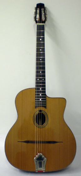 Jean-Noel Lebreton - luthier guitare - Salon de guitare de Montréal