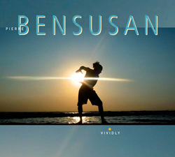 Pierre Bensusan - Guitare - Vividly - laguitare.com