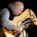 Sur Scne guitare : John Doan - Guitare Guitare du Salon de guitare de Montral 2011 avec laguitare.com