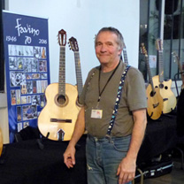 luthiers guitares et basses : Jean-Pierre Favino  - Au 2me salon de la guitare de la Bellevilloise