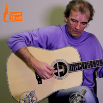 video guitare : Eastman - E40D au salon de la belle guitare 2016 avec laguitare.com